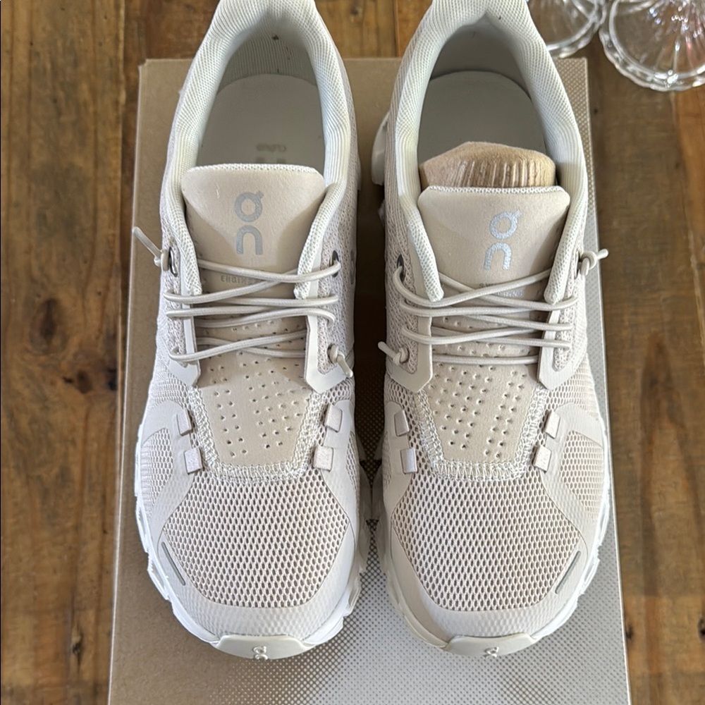 On Running Light Beige Athletic Shoes on cloud, 6 shoes new never used size